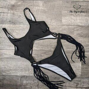 AllureLove Cutout Ring Fringe Monokini One Piece Swimsuit Size S